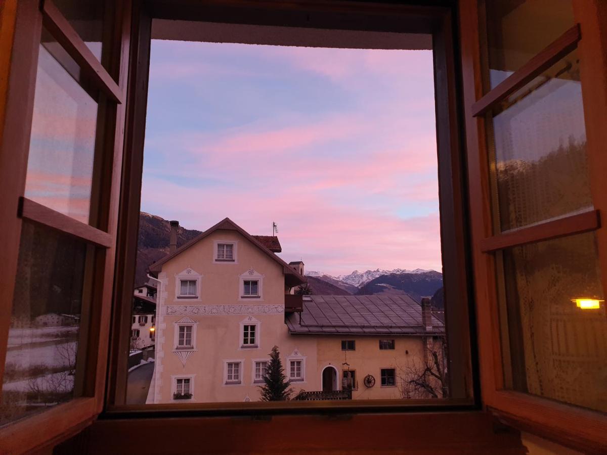 Privatzimmer Fasser In Muestair- Zentrale Lage 외부 사진